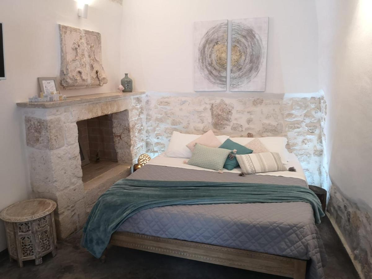 White Luxury Suite Ostuni By Gonewlocation ภายนอก รูปภาพ