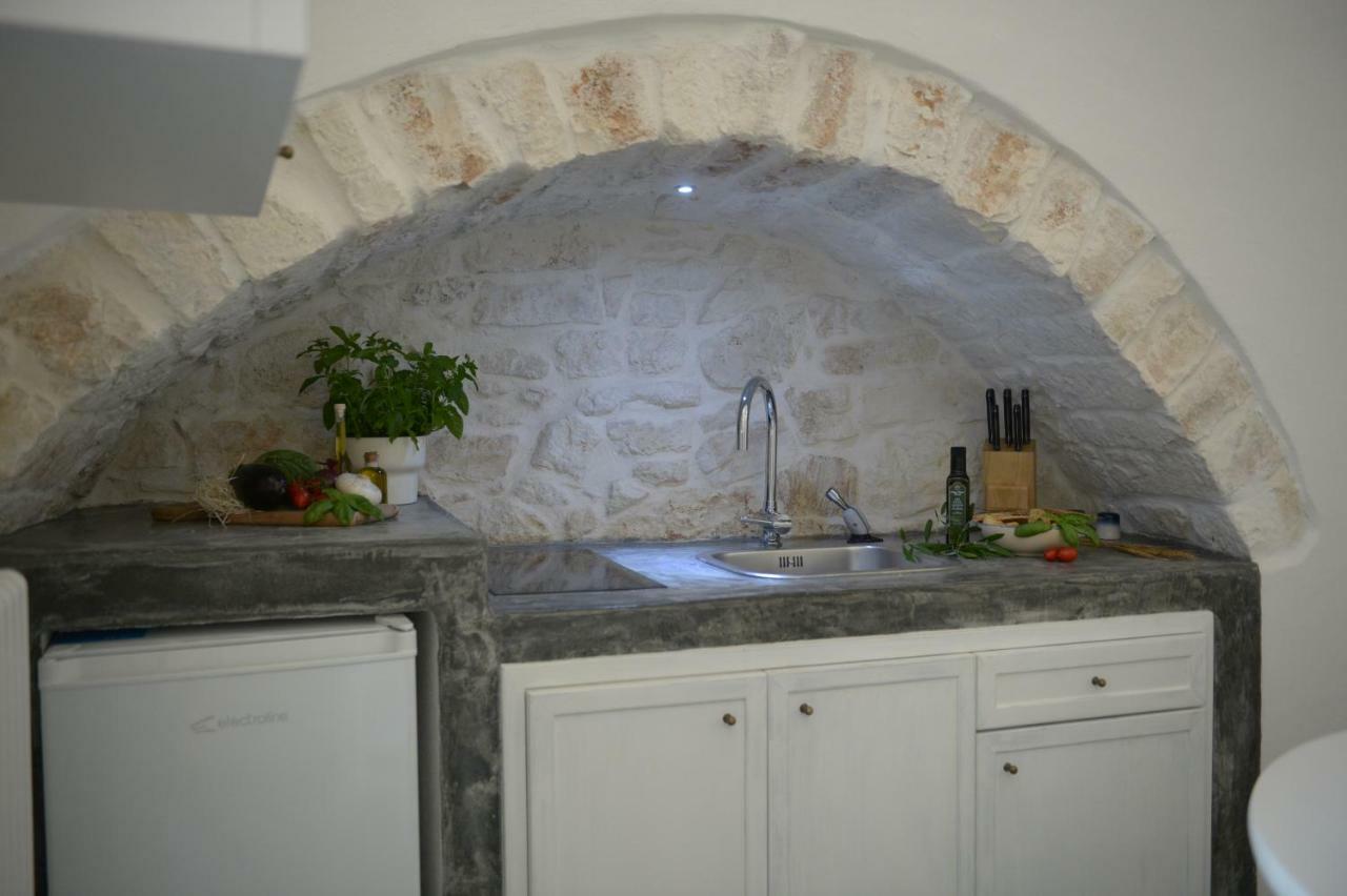 White Luxury Suite Ostuni By Gonewlocation ภายนอก รูปภาพ