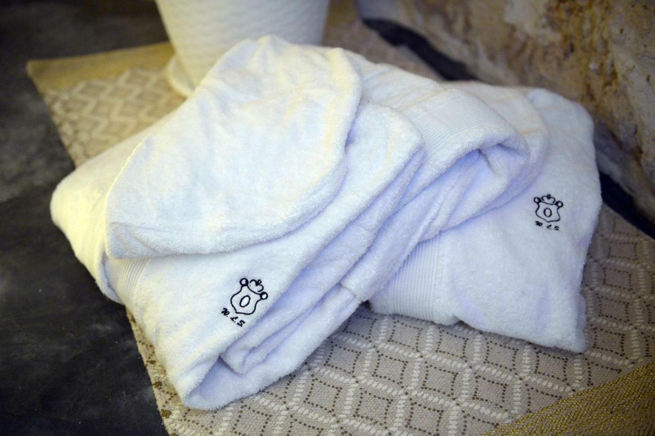 White Luxury Suite Ostuni By Gonewlocation ภายนอก รูปภาพ